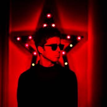 Noel Gallagher: Il nuovo disco è rock'n'roll nello spirito Noel Gallagher: Il nuovo disco è rock'n'roll nello spirito
